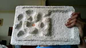 voici le nid en mortier, Nid en mortier