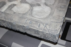 Nid gris en mortier + plâtre + BC moulé, Les conceptions de Mrpatate