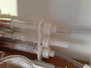 Hormigo : détail de la connexion des tubes de fondation, Vos "laboratoires", vos installations d'élevage...