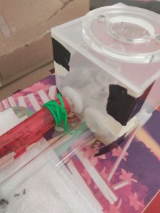 Tubes à essai coincés., fourmsi.jpg