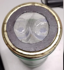 Couvercle, Nid creusable dans vase cylindrique