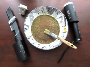 Pour finir, il faut vider l'aspirateur <br />puis brosser le filtre., L'aspirateur de l'I-D-É-MYR.