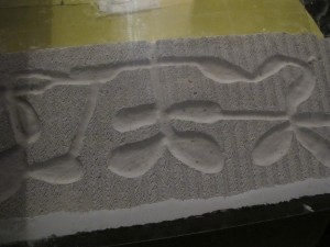une fois collé deux, Mon premier nid en béton cellulaire !